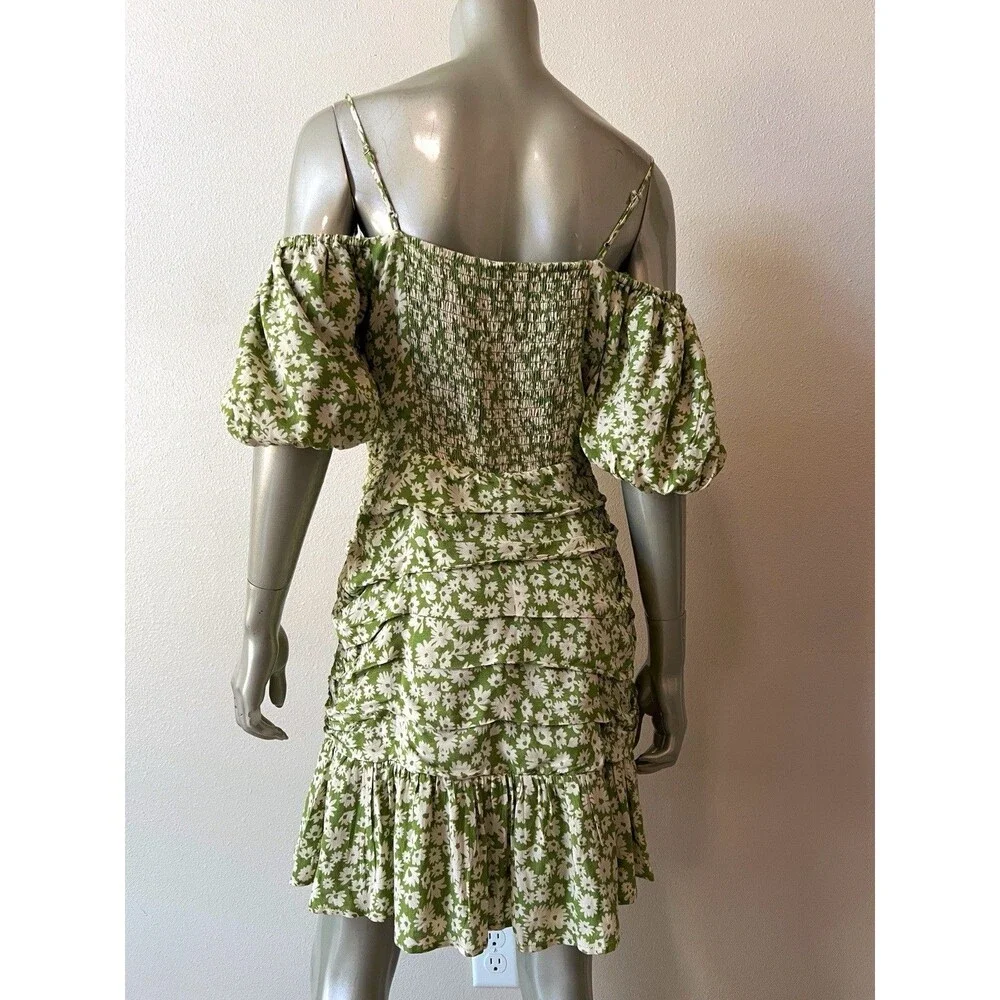 ASTR The Label Green Ditsy Mini Dress Size Large Floral Off Shoulder Puff Sleeve - Picture 5 of 5